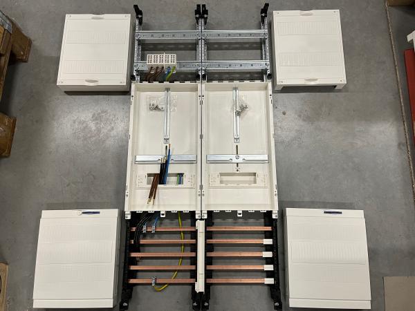 Hager Komplettfeld Zählerfeld mit 1x 3.HZ + 1x TSG-Feld,  2-feldrig